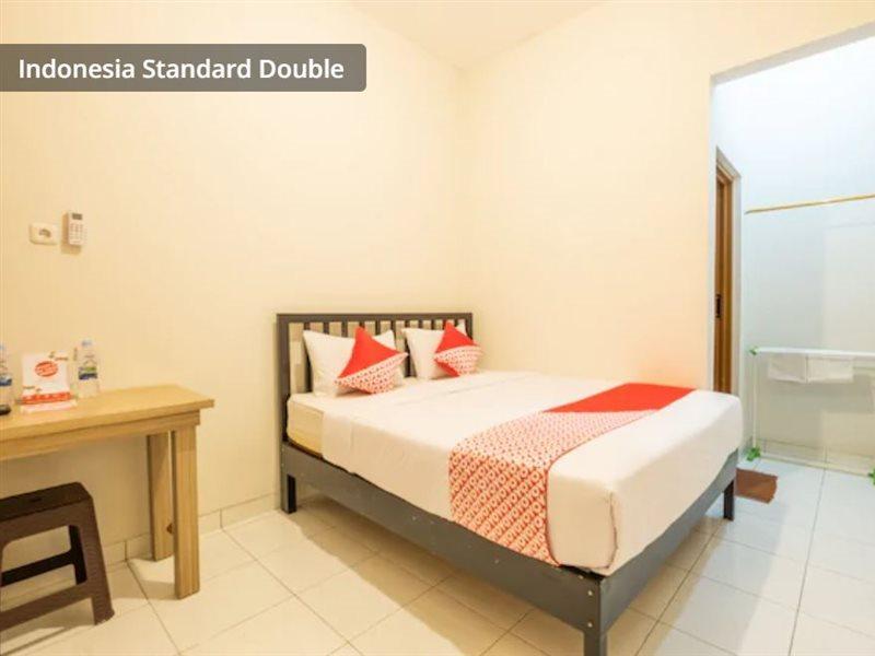 Hotel Syariah Tremigo Guesthouse Cirebon Esterno foto