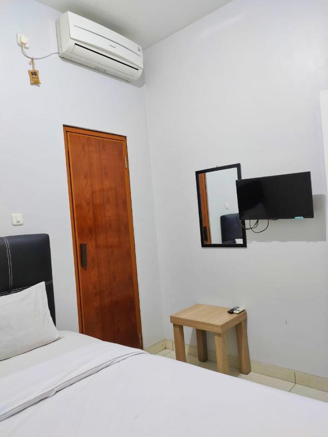 Hotel Syariah Tremigo Guesthouse Cirebon Esterno foto
