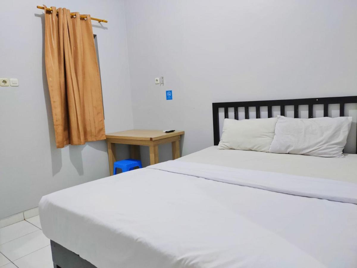 Hotel Syariah Tremigo Guesthouse Cirebon Esterno foto