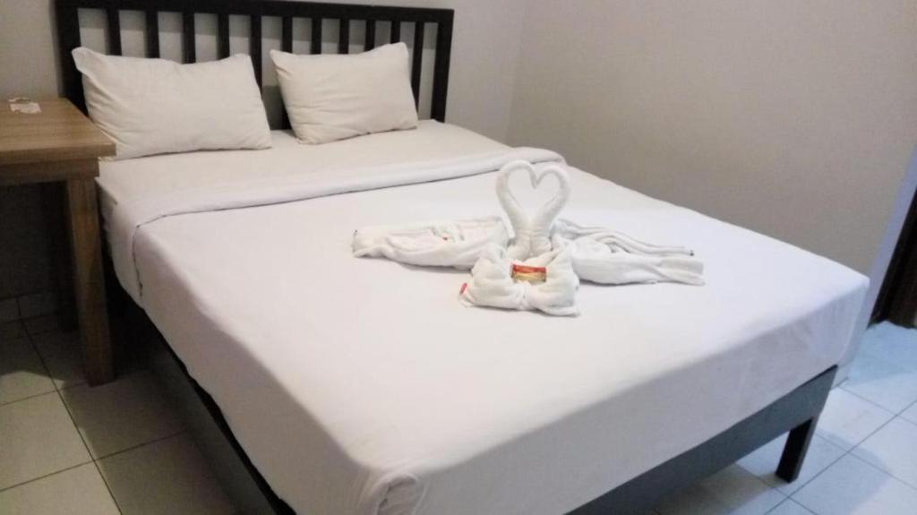 Hotel Syariah Tremigo Guesthouse Cirebon Esterno foto